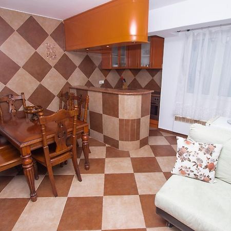 Lea Apartment Bar Ngoại thất bức ảnh